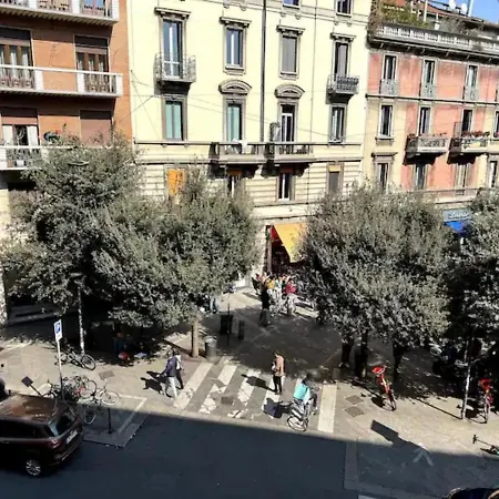Arco Della Pace Modern