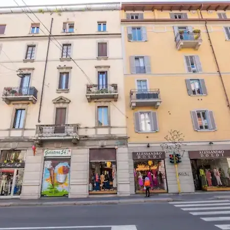 Apartment Arco Della Pace - Canonica 81 Milan