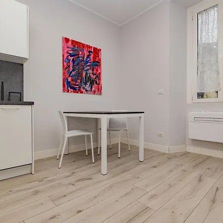 Arco Della Pace - Canonica 81 Apartment *