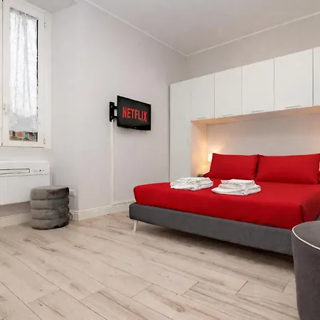 Arco Della Pace Modern Apartment Milan