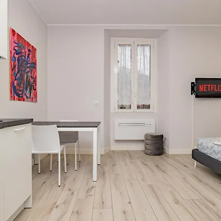 Appartement Arco Della Pace Modern Studio *