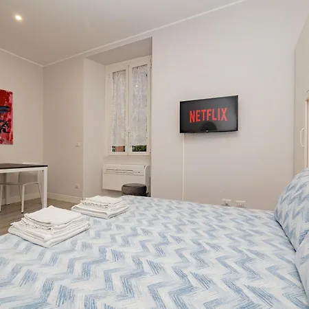 Apartman Arco Della Pace Modern Studio